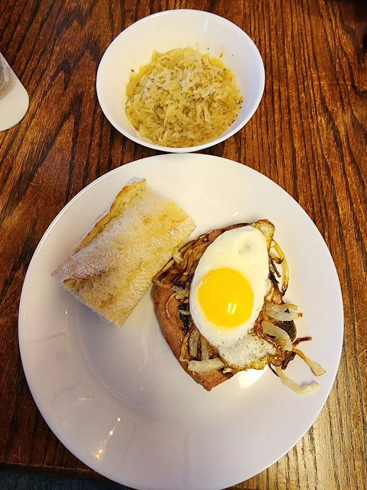 With Fried Egg or Grilled Onions Bread